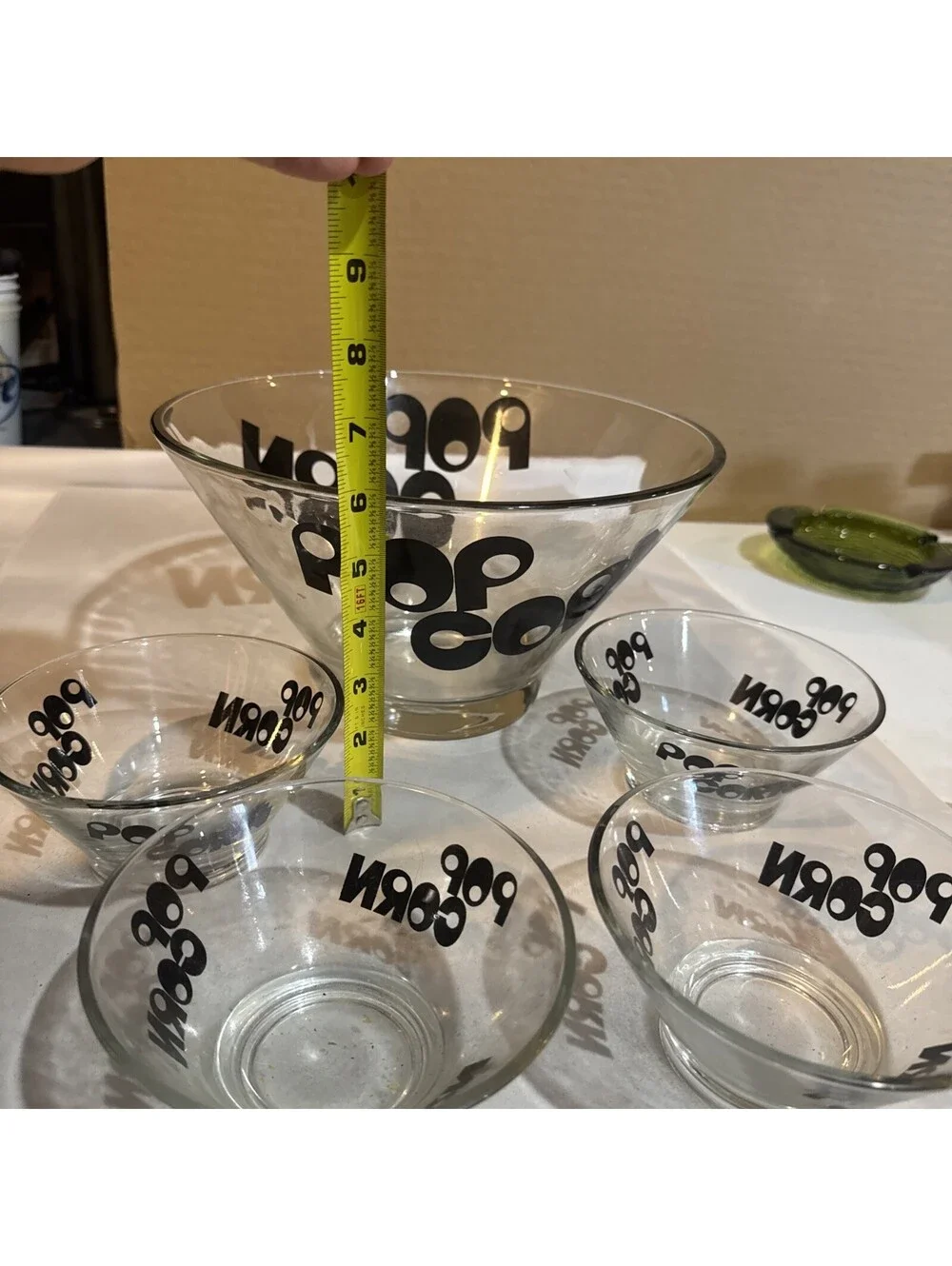 Vintage Retro Clear Glass Popcorn Bowl Set of 4 with Popcorn Text Print- see pic